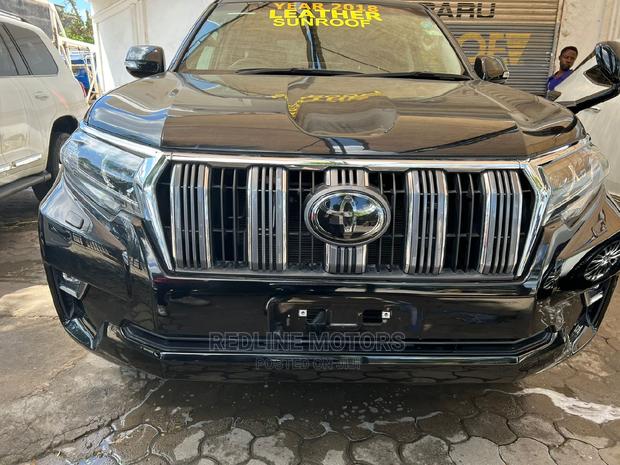 2018 Black Toyota Land Cruiser Prado - Premium Off-Roader