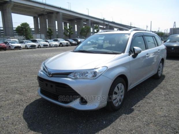 2017 Silver Corolla Toyota Fielder: Comfortable Minivan for Everyday Use