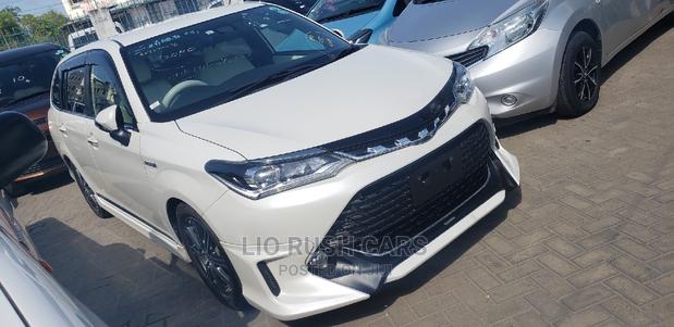 2016 Toyota Fielder Corolla in White - Versatile & Reliable
