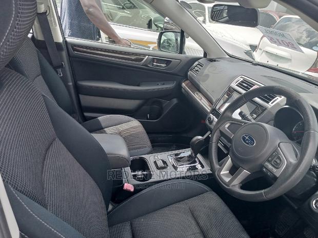 Stylish 2016 Subaru Outback 2.5i AWD Matt Black