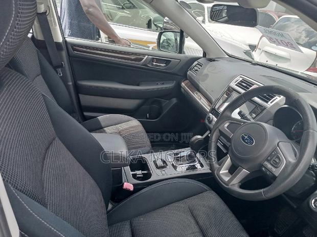 Stylish 2016 Subaru Outback 2.5i AWD Matt Black