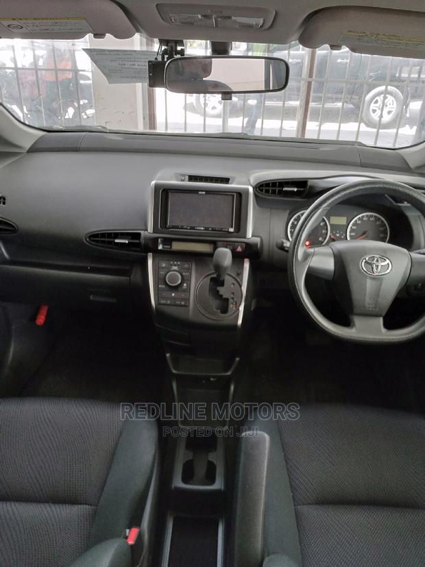 Used 2016 Toyota Wish Silver Hatchback for Sale