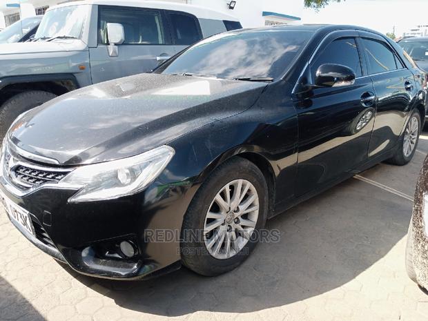 2016 Toyota Mark X 2.5 AWD in Matt Black