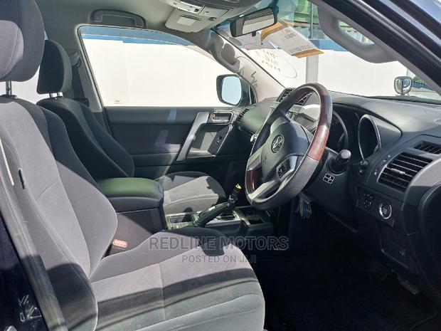 Blue 2016 Toyota Land Cruiser Prado 2.7 VVT-i
