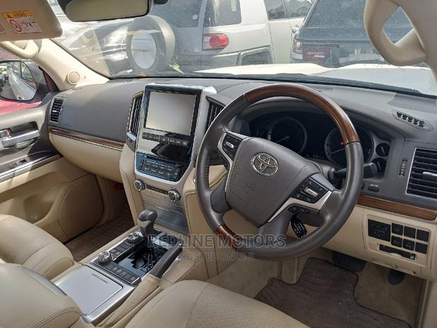 Land Cruiser 4.5 V8 TD 2016 - Luxury Pearl