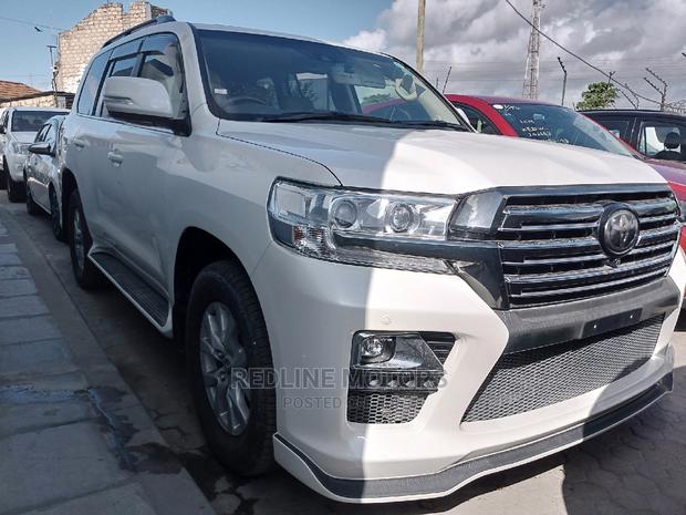 Land Cruiser 4.5 V8 TD 2016 - Luxury Pearl