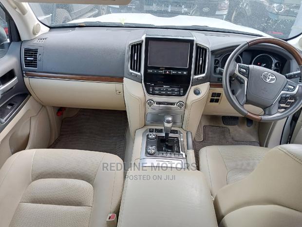 Land Cruiser 4.5 V8 TD 2016 - Luxury Pearl