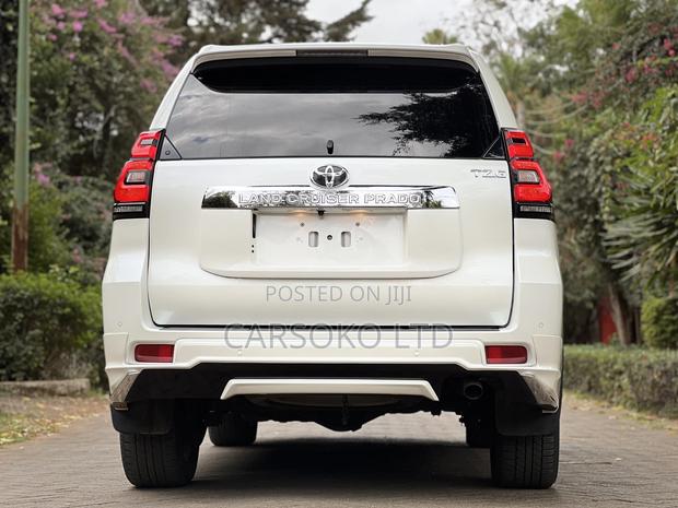 White 2017 Toyota Land Cruiser - Powerful Off-Roader