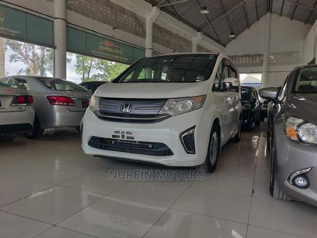 Used Honda Stepwgn 2015 Pearl Edition - Quality Minivan