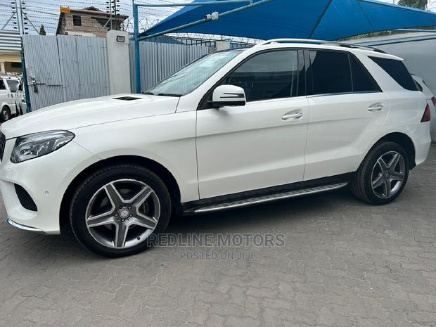 Certified Off-White 2017 Mercedes-Benz GLE-Class SUV