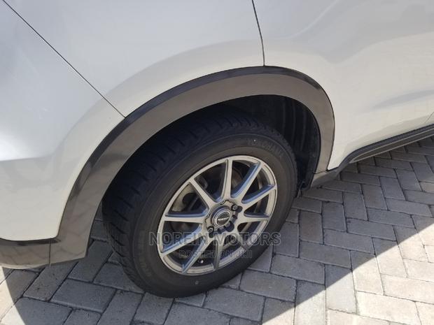 2015 Honda Vezel Off-White: Quality Pre-owned SUV