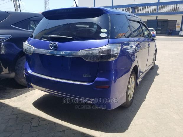Blue 2014 Toyota Wish: Modern Comfort and Versatility