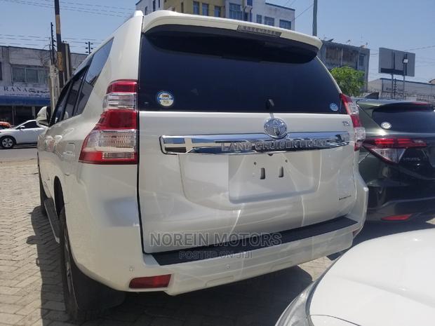 Pre-owned 2014 Toyota Land Cruiser Prado in White