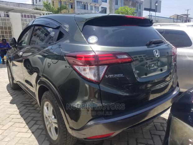 2014 Honda Vezel Green: Pre-Owned, Eco-Friendly, and Compact SUV!