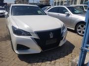 Off-White 2014 Toyota Crown: Luxury and Performance for sale