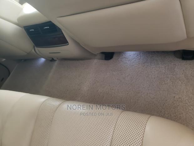 Luxury 2018 Lexus LX White - Off-Road Adventure Awaits