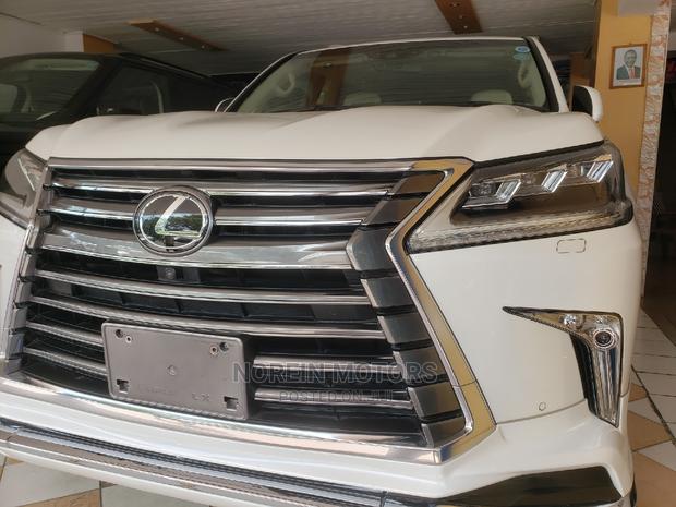 Luxury 2018 Lexus LX White - Off-Road Adventure Awaits