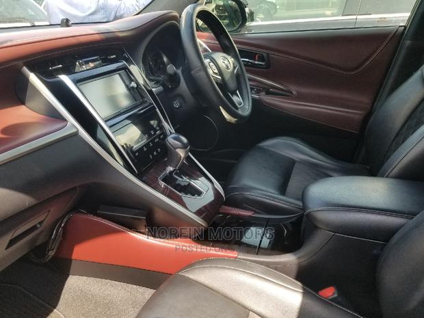 2015 Toyota Harrier - Purple, Stylish & Efficient