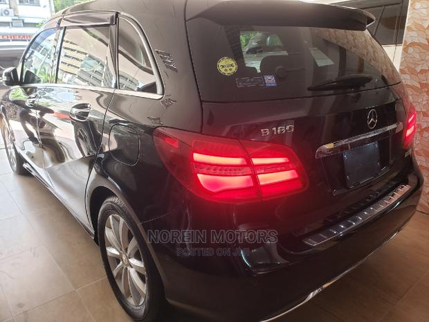 Pre-Owned 2015 Mercedes-Benz C180 in Black - Affordable and Stylish