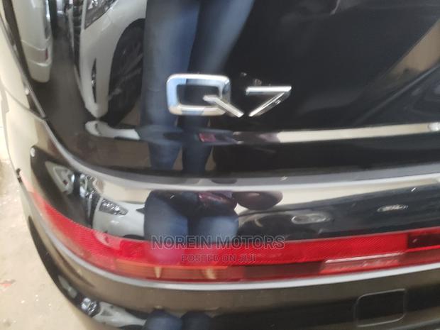 Brown Audi Q7 2016: Used Luxury Vehicle