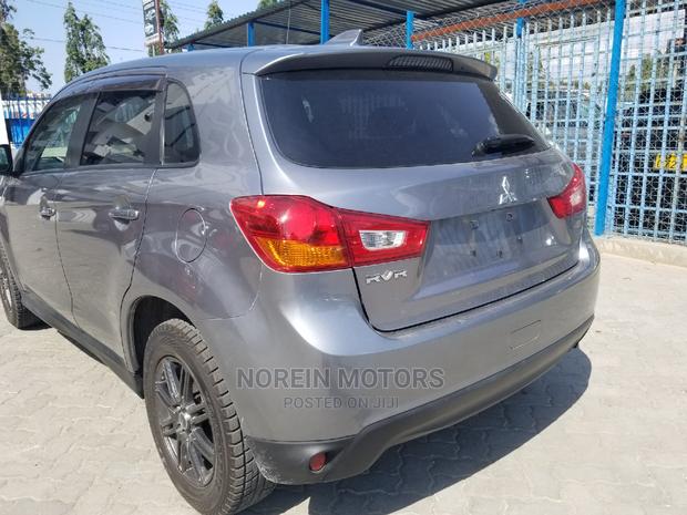 Mitsubishi RVR 2014 Silver: Compact SUV for Everyday Use