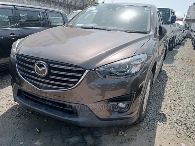 Gray Mazda CX-5 2016 - Versatile and Comfortable SUV