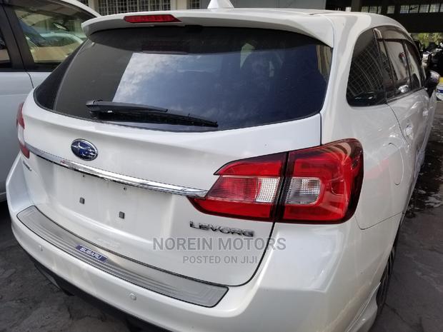 2015 White Levorg Subaru: Versatile Touring Car