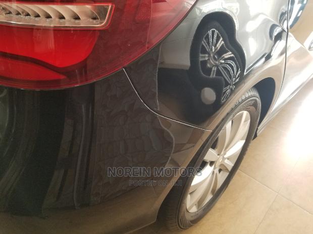 2015 Black Mercedes-Benz B-Class - Quality SUV at Affordable Price