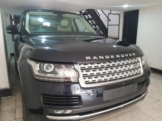 2014 Land Rover Range Rover Vogue - Matt Black Exterior