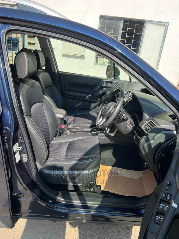 Subaru Forester 2016 Blue - Affordable Luxury SUV with Style