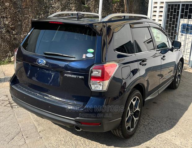 Subaru Forester 2016 Blue - Affordable Luxury SUV with Style