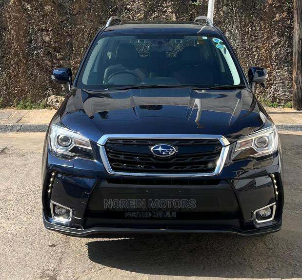 Subaru Forester 2016 Blue - Affordable Luxury SUV with Style