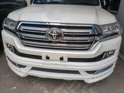 7-Seat 2015 Toyota Land Cruiser Prado 3.0 D-4d (190 Hp): Elegant and Robust White SUV for sale