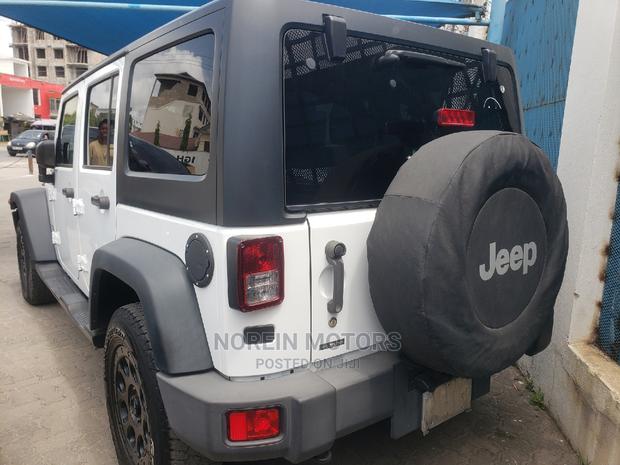 2015 Jeep Wrangler Off-White: Affordable Adventure Awaits
