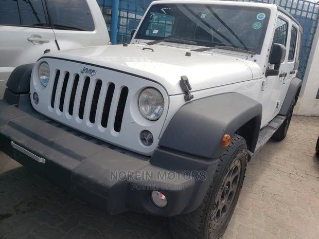 2015 Jeep Wrangler Off-White: Affordable Adventure Awaits