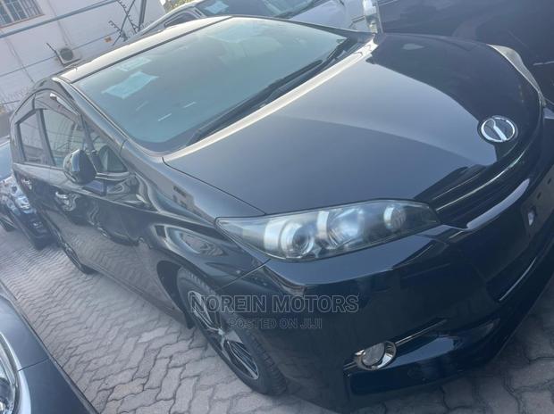 2015 Toyota Wish in Matt Black: Modern, Stylish, and Affordable