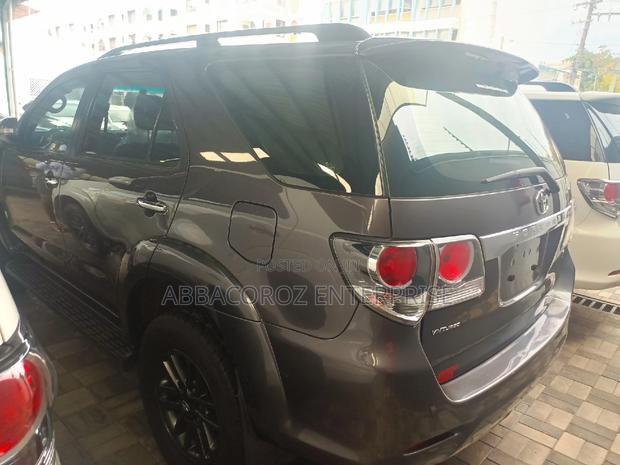 Toyota Fortuner 3.0 D Turbo AWD 2015 Gray