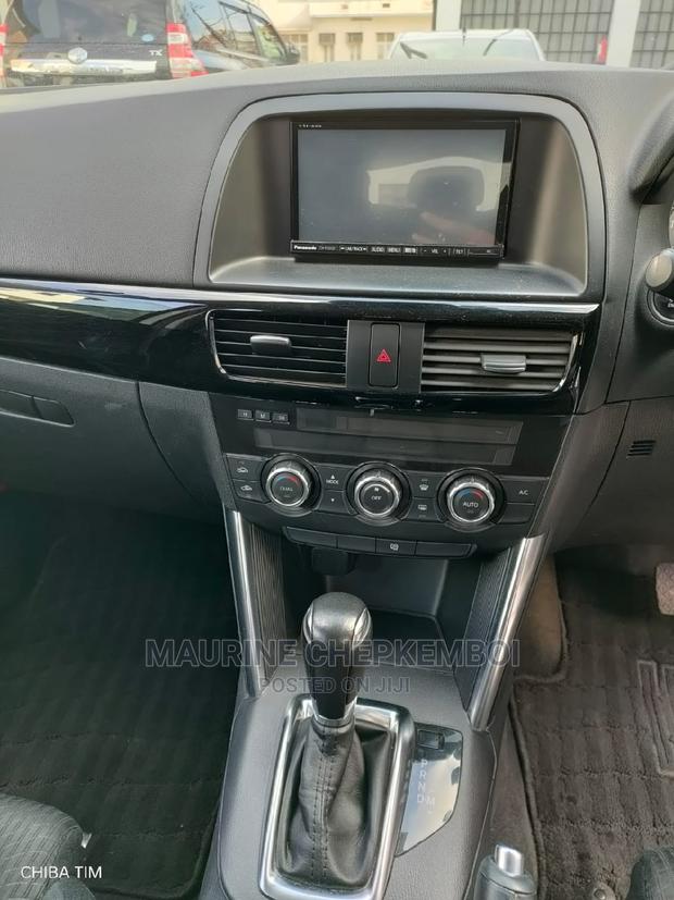 Toyota Noah 2.0 AWD (8 Seater) 2015 Brown