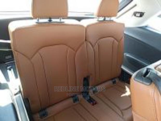 2016 Audi Q7 Gold: Sophisticated SUV up for Grabs