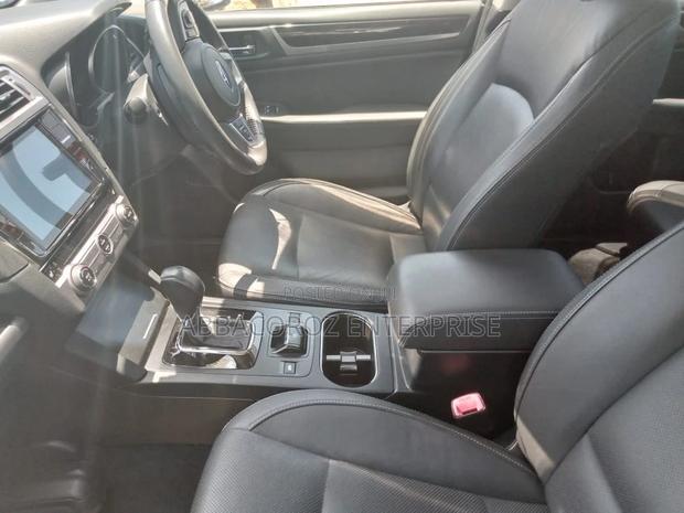 Subaru Legacy 2015 Pearl