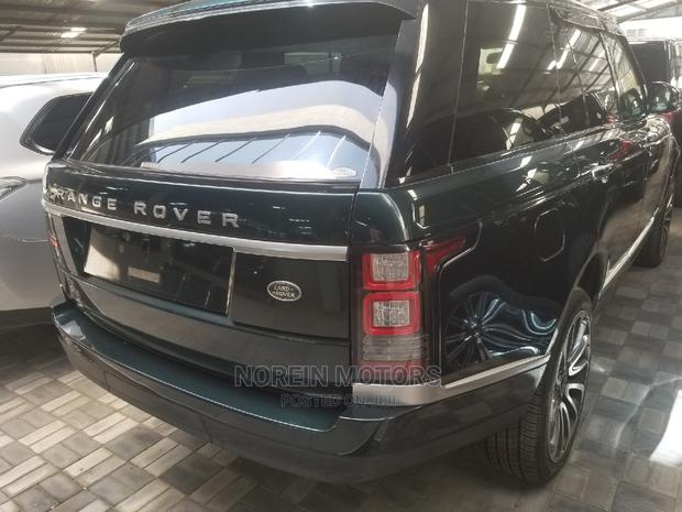 2014 Land Rover Range Rover - Green Luxury SUV