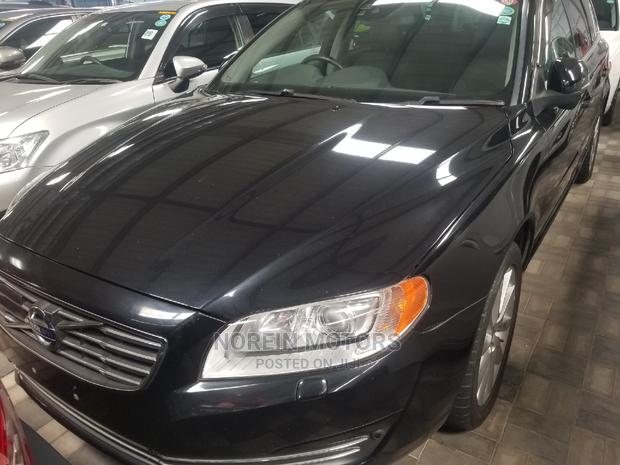 2013 Volvo V70 Black - Luxury Sedan at Great Price