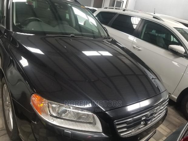 2013 Volvo V70 Black - Luxury Sedan at Great Price