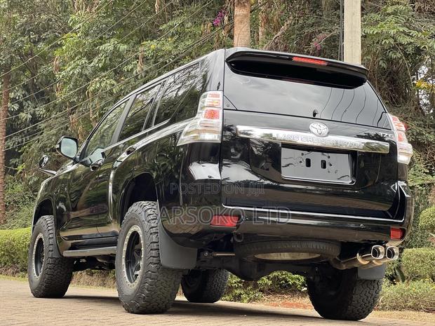Used 2015 Toyota Prado 2.8 D-4d - Black, Off-Road Capable