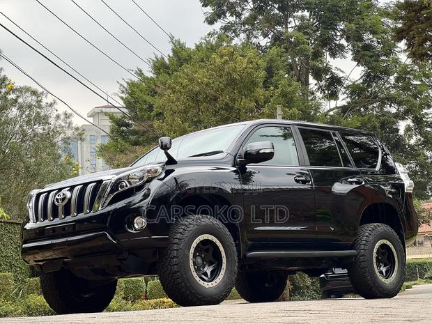 Used 2015 Toyota Prado 2.8 D-4d - Black, Off-Road Capable