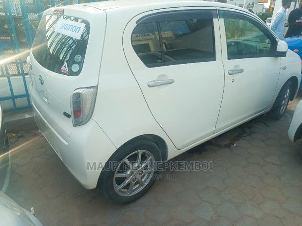Toyota Pixis Epoch 660 AWD 2016 White