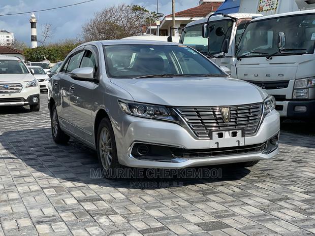 Toyota Premio 1.8 FWD 2016 Silver