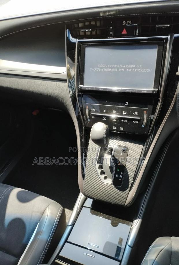 Toyota Harrier 2.0 4WD 2015 Black