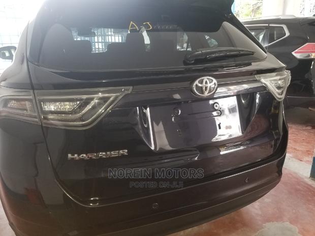 Used 2014 Toyota Harrier in Purple - Affordable Price
