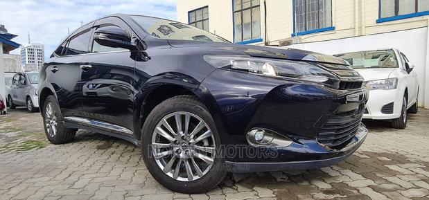 2015 Toyota Harrier Black - Sleek Luxury SUV for Sale
